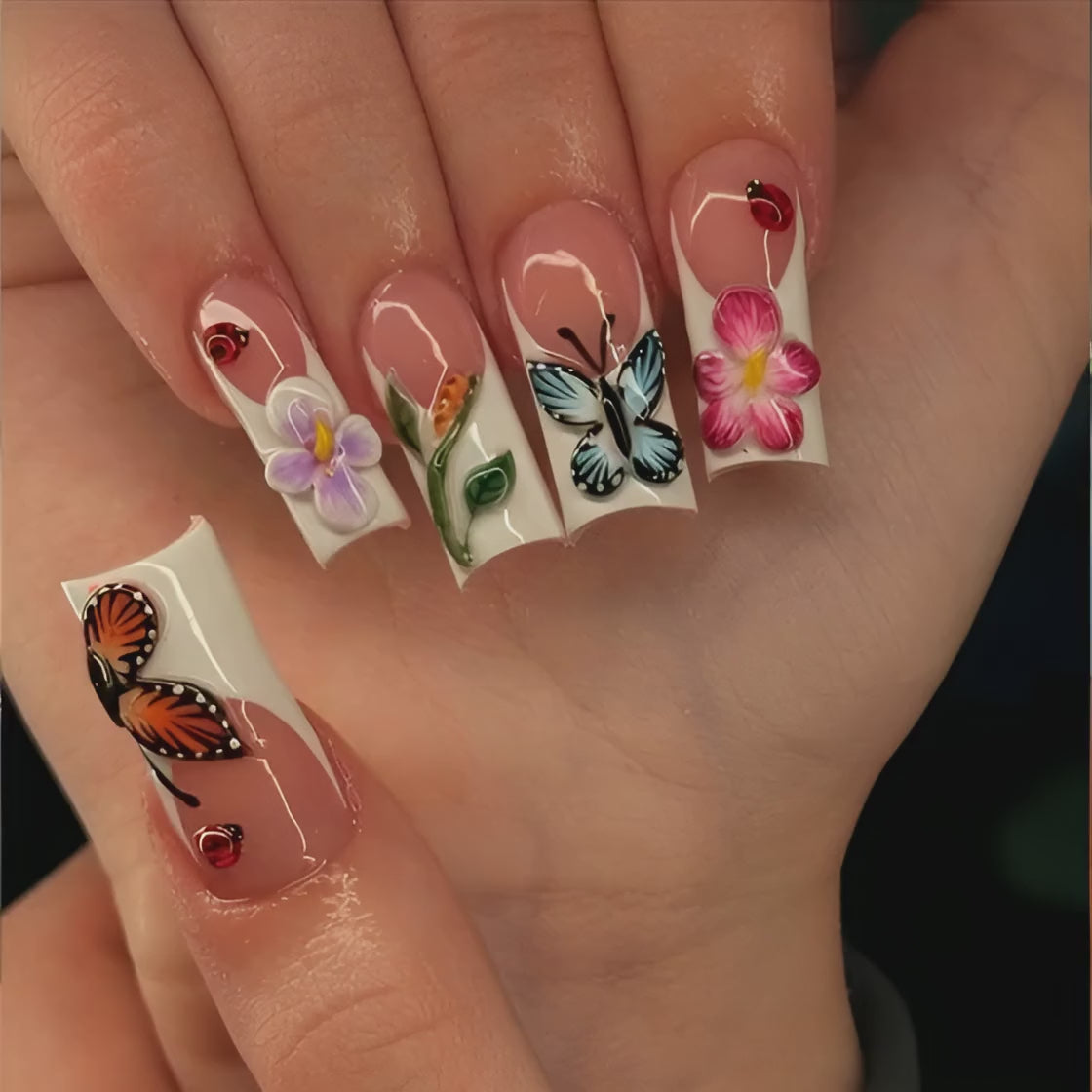 Handmade Floral Butterfly Press-On Nails